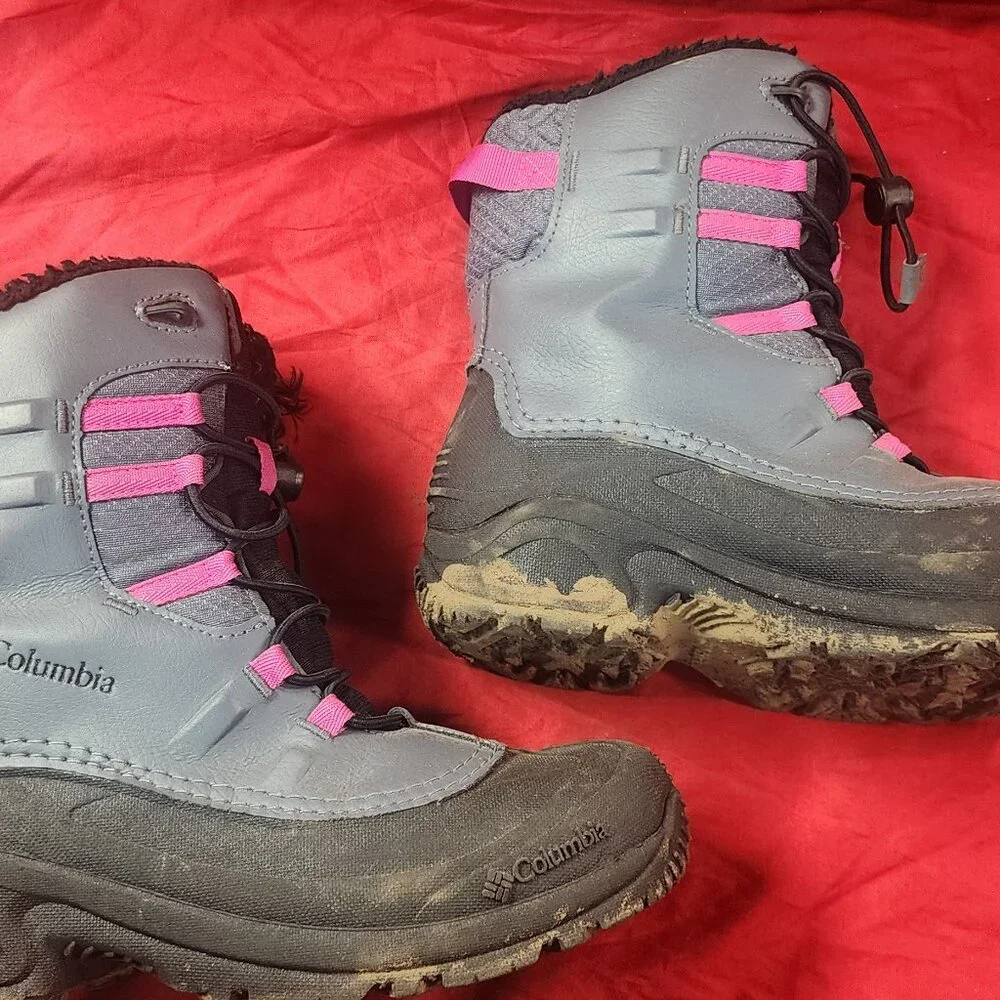 Girls Columbia Snow Boots USA Size 6 - Picture 2 of 5